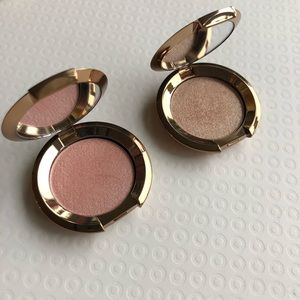Becca Shimmering Skin Perfector highlighter